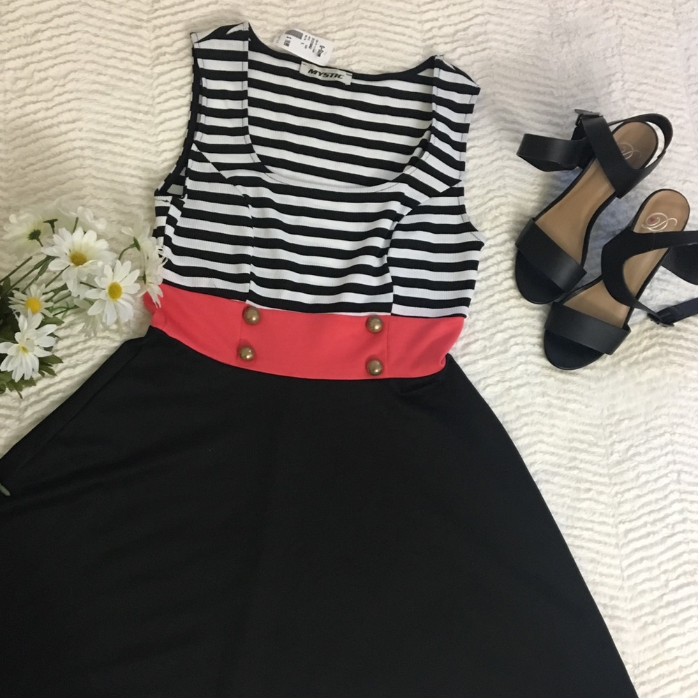 Black/white/pink dress